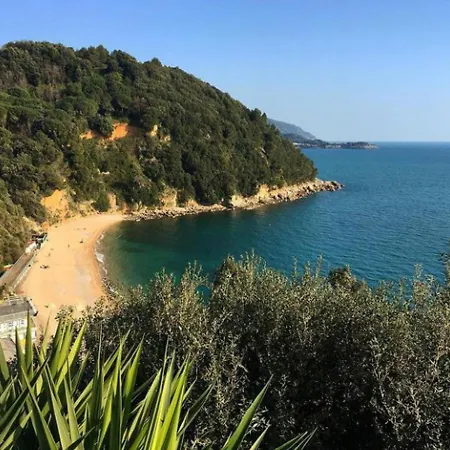 Beautiful House Near The Beach Lerici Italy