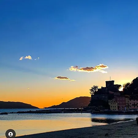 Ferienhaus Beautiful House Near The Beach Lerici Italy *